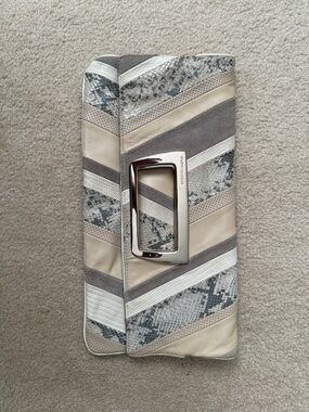 BCBGMaxAzria Neutral Multi-Texture Chevron Clutch in Gray, Cream, White